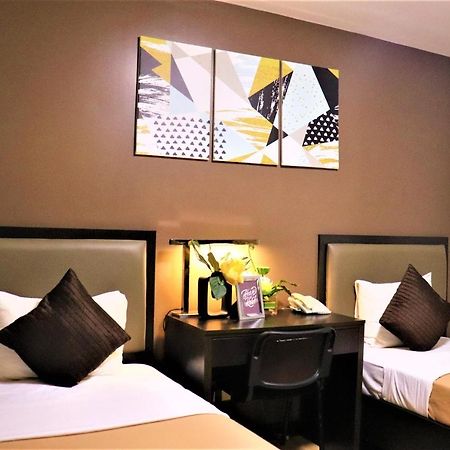 The Studio 18 Residences Manila Zewnętrze zdjęcie